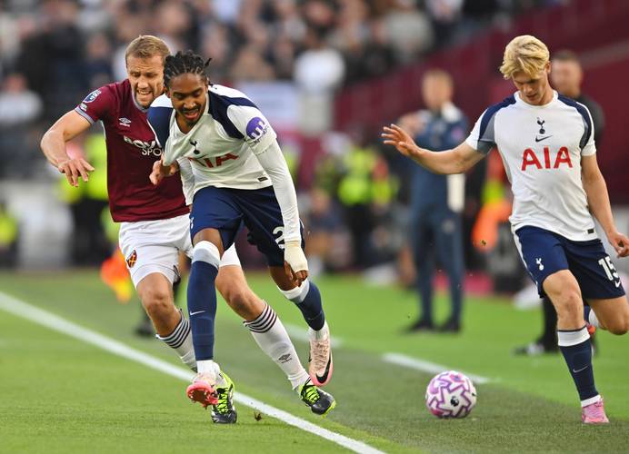 米兰0比1不敌拉齐奥，这场比赛再次证明，米兰需要一个中锋（米兰0-1负于拉齐奥，再次凸显急需中锋）