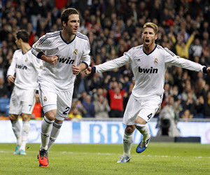 北京战江苏大名单：周琦、赵睿均出战、斯佩尔曼、贾尔斯在列（北京对阵江苏出场名单出炉：周琦赵睿确认登场，斯佩尔曼、贾尔斯入选）