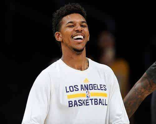 经纪人：米内罗竞技未与胡尔克就续约进行接触（经纪人：米内罗竞技尚未与胡尔克展开续约谈判）