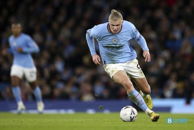 恩德里克和罗克因未上场导致身价暴跌，罗克选择外租后身价暴涨，均需在联赛中积累经验。（出场不足致身价下滑，罗克外租后飙升；恩德里克与罗克亟需联赛实战历练）